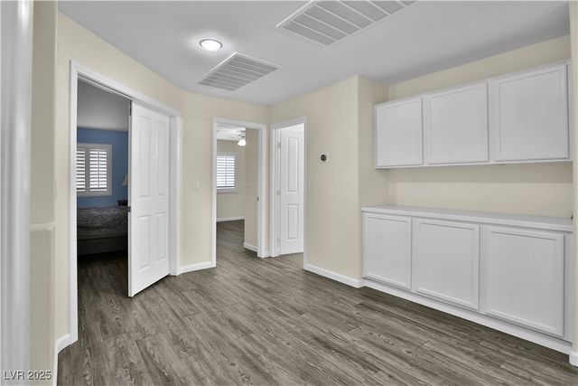 6830 Stone Meadows Avenue, Las Vegas, NV 89142