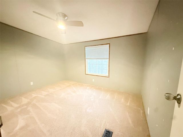 16318 Towering Oaks Trail, Magnolia, TX 77355