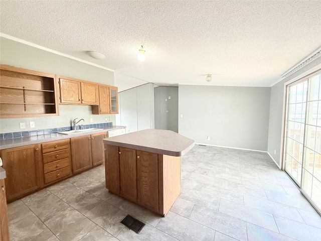 16318 Towering Oaks Trail, Magnolia, TX 77355