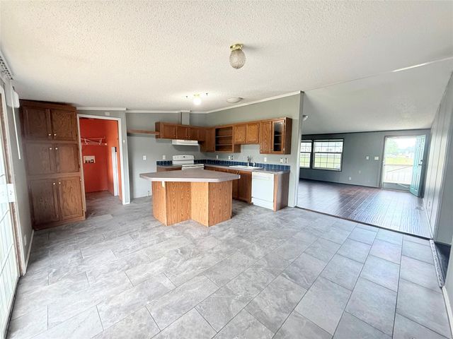 16318 Towering Oaks Trail, Magnolia, TX 77355