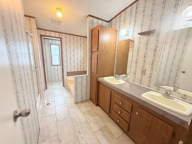 16318 Towering Oaks Trail, Magnolia, TX 77355