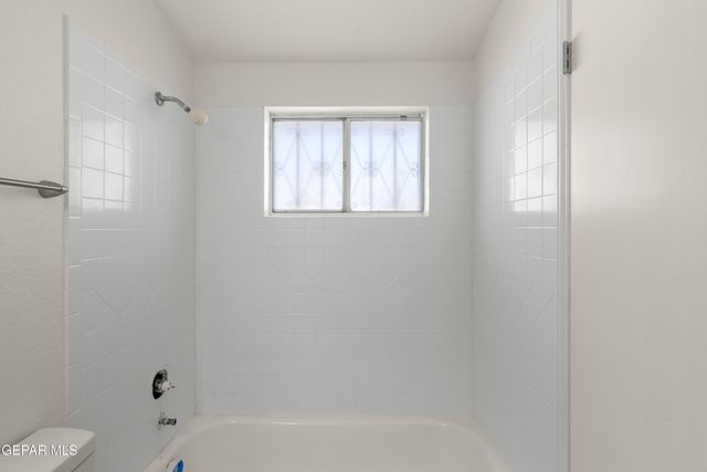 9836 ISAAC Drive, El Paso, TX 79927