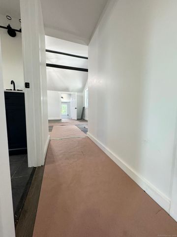 22 Hemlock Trail, Newtown, CT 06482