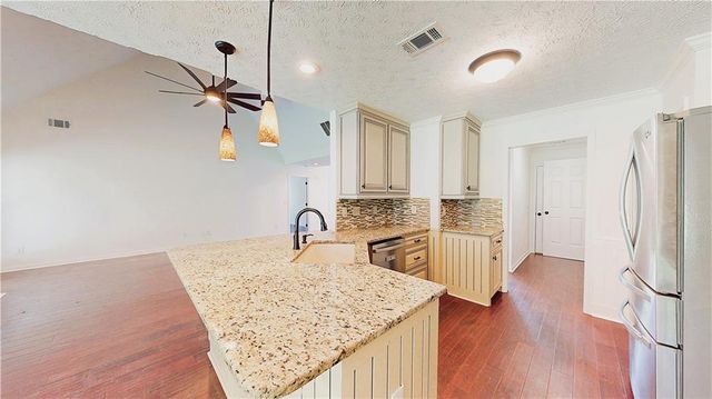 1881 Flowering Drive, Grayson, GA 30017
