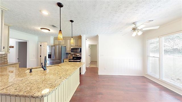 1881 Flowering Drive, Grayson, GA 30017