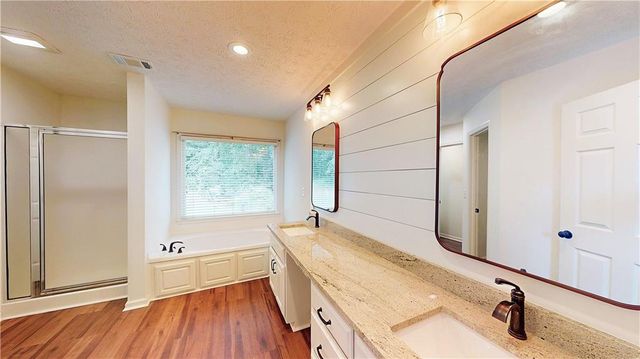 1881 Flowering Drive, Grayson, GA 30017