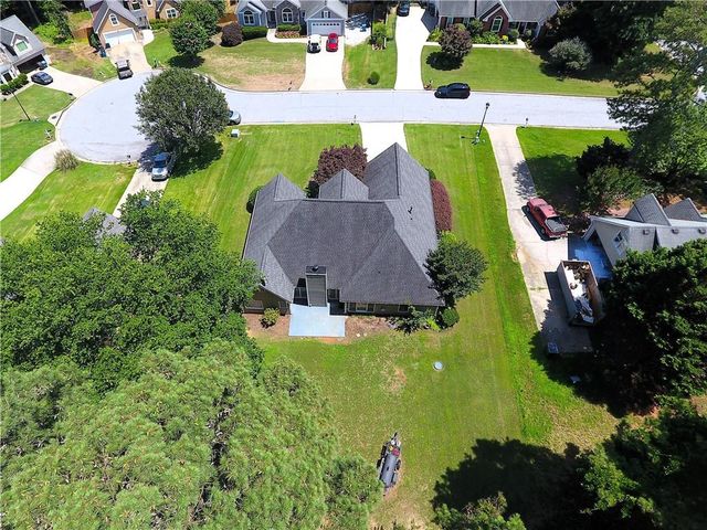 1881 Flowering Drive, Grayson, GA 30017