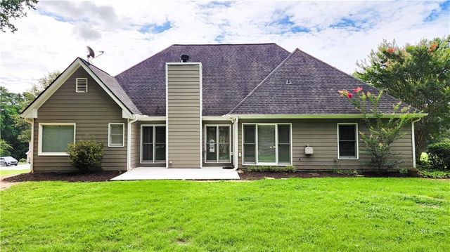 1881 Flowering Drive, Grayson, GA 30017