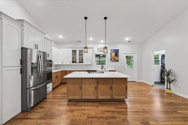 115 Dale Ln, Dover, TN 37058
