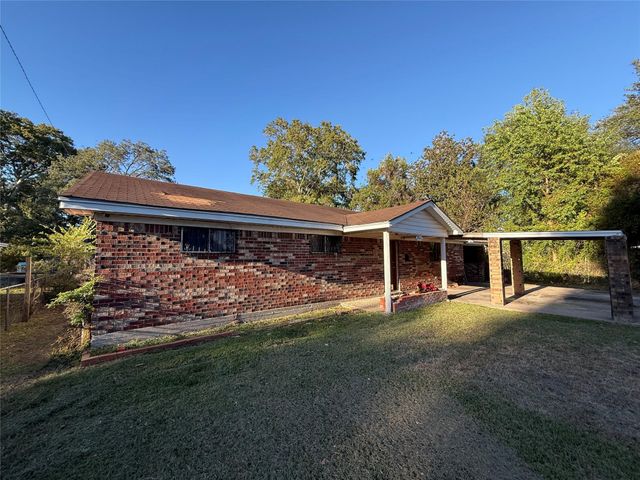 860 Bingman Drive, Beaumont, TX 77705