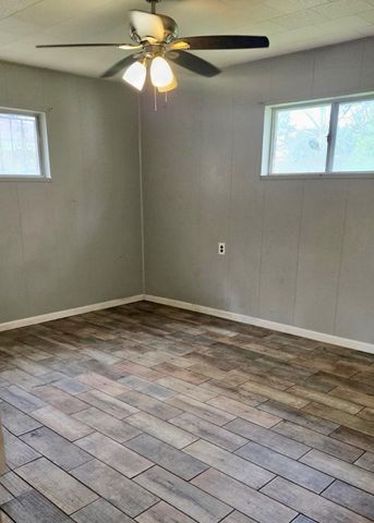 860 Bingman Drive, Beaumont, TX 77705