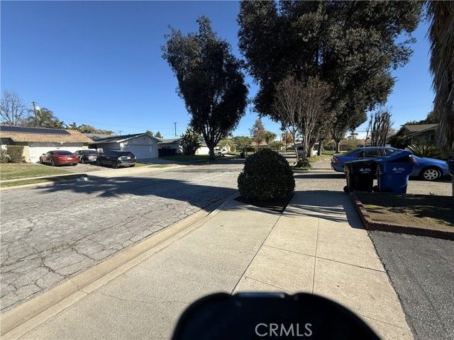 288 Royal Coach, Pomona, CA 91767