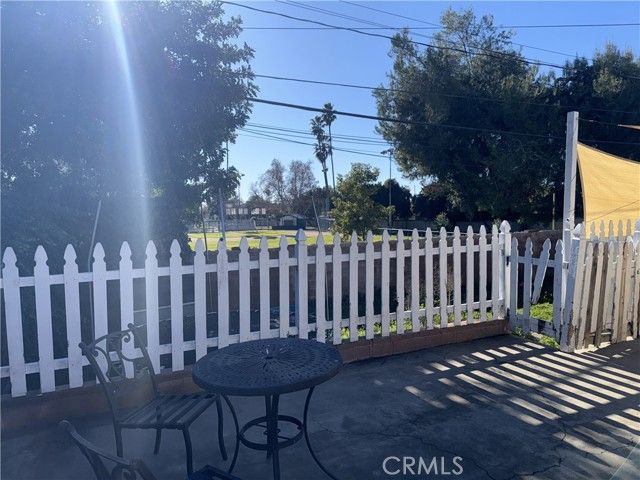 288 Royal Coach, Pomona, CA 91767