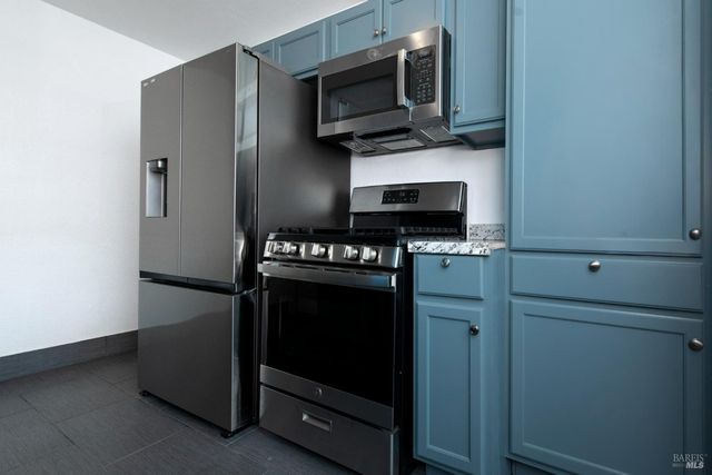 348 Sawyer St, Vallejo, CA 94589