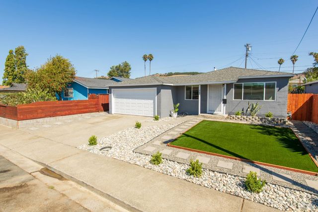 348 Sawyer St, Vallejo, CA 94589