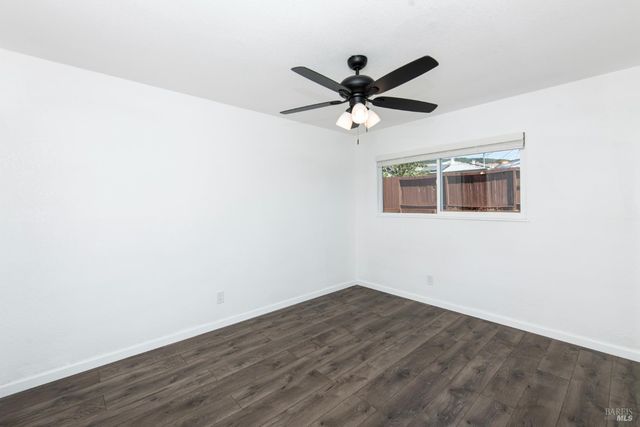 348 Sawyer St, Vallejo, CA 94589