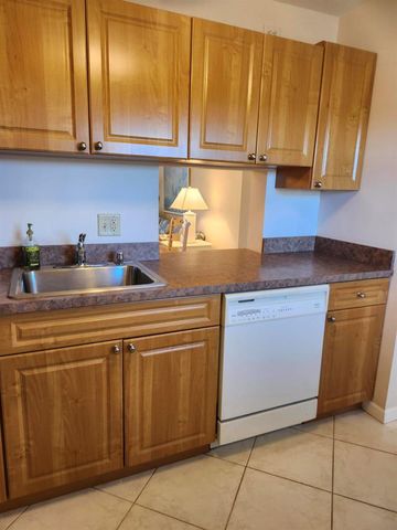 230 NE 26th Avenue 408, Boynton Beach, FL 33435