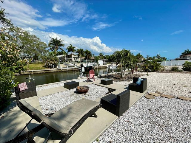 309 BRYN MAWR ISLAND, Bradenton, FL 34207