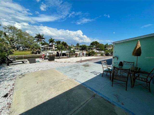 309 BRYN MAWR ISLAND, Bradenton, FL 34207