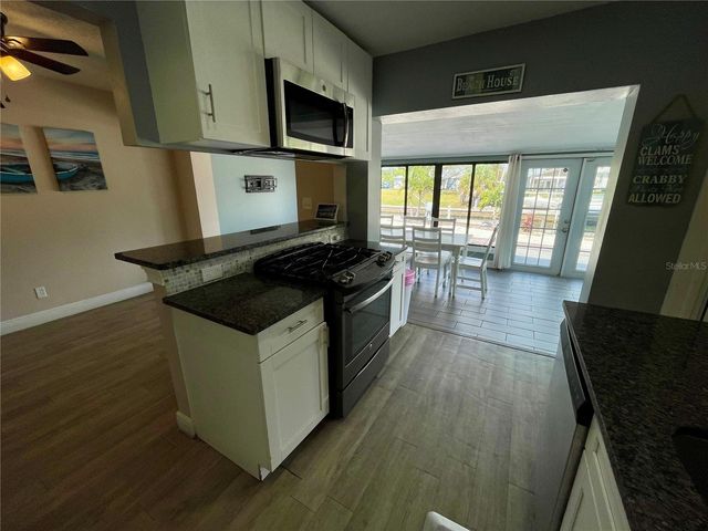 309 BRYN MAWR ISLAND, Bradenton, FL 34207