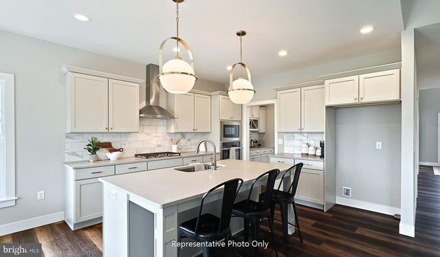 181 MORNING DR, Ephrata, PA 17522