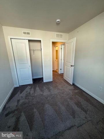 11 E FRONT ST, Bridgeport, PA 19405