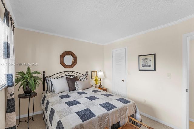 8950 Sunrise Lakes Boulevard 309, Sunrise, FL 33322
