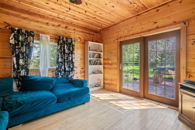 5767 E Neuman Road, South Range, WI 54874