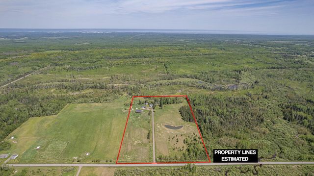 5767 E Neuman Road, South Range, WI 54874
