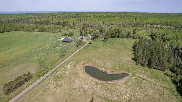 5767 E Neuman Road, South Range, WI 54874