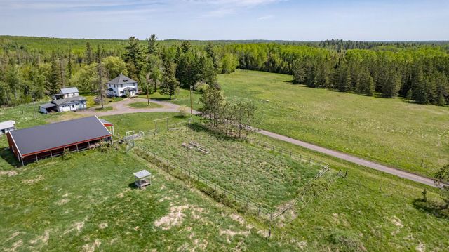 5767 E Neuman Road, South Range, WI 54874