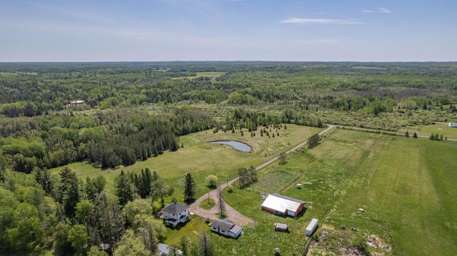 5767 E Neuman Road, South Range, WI 54874
