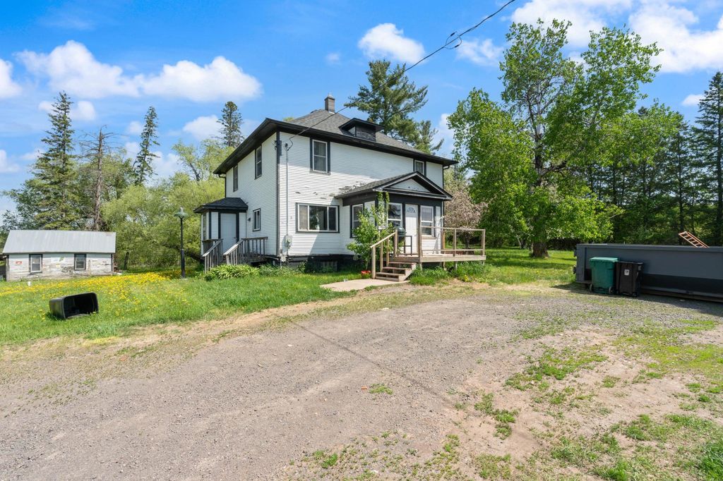 5767 E Neuman Road, South Range, WI 54874
