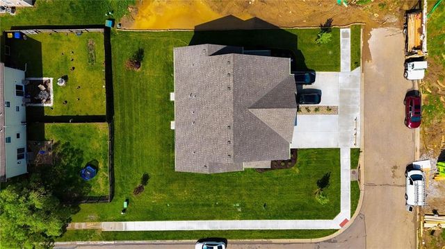 1303 S 4th Street E, Louisburg, KS 66053