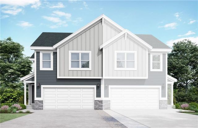1303 S 4th Street E, Louisburg, KS 66053