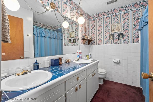 43286 Earls Road, Howe, OK 74940