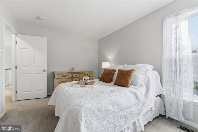 713 IRIS LN, Media, PA 19063