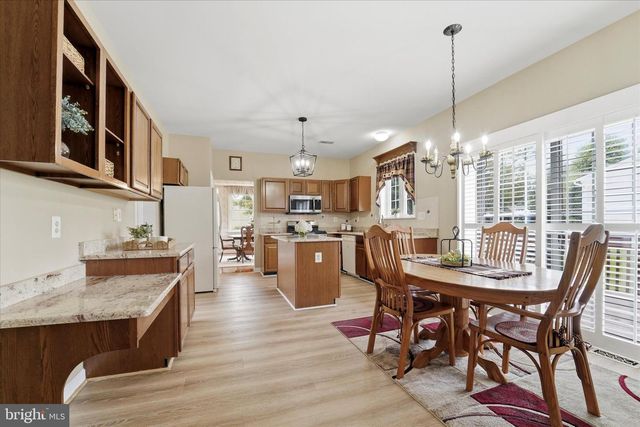 713 IRIS LN, Media, PA 19063