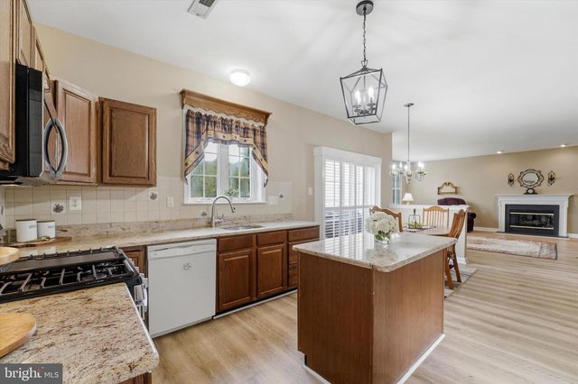 713 IRIS LN, Media, PA 19063