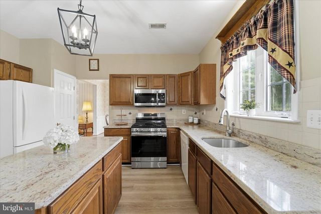 713 IRIS LN, Media, PA 19063