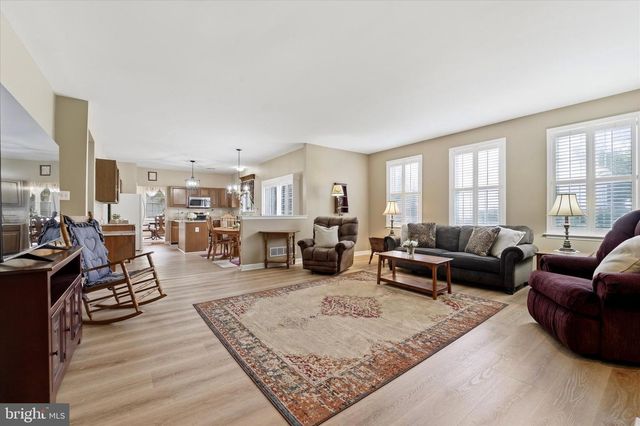 713 IRIS LN, Media, PA 19063