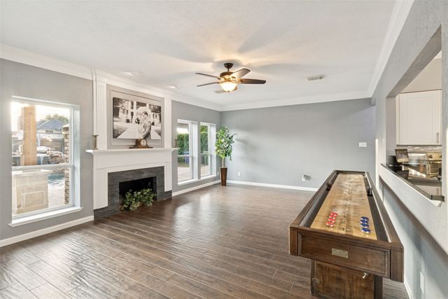 4009 Crestwood Drive, Carrollton, TX 75007