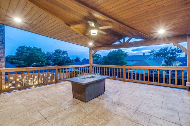 4009 Crestwood Drive, Carrollton, TX 75007