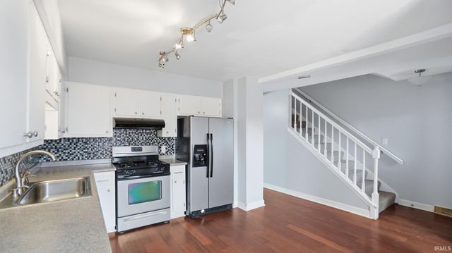 6632 Quail Ridge Lane, Fort Wayne, IN 46804