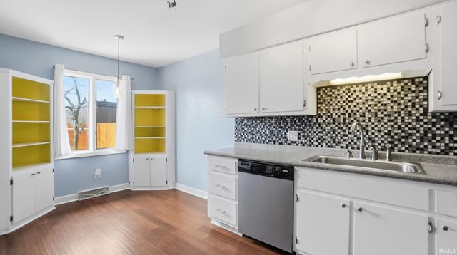 6632 Quail Ridge Lane, Fort Wayne, IN 46804