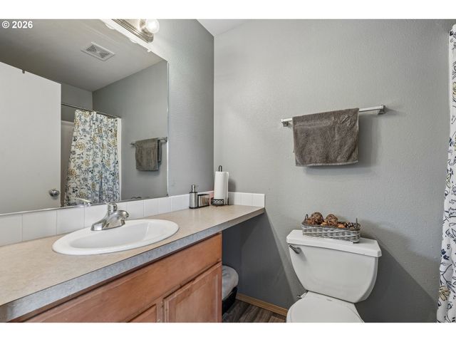 4468 Ne NICHOLSON Loop, Vancouver, WA 98661