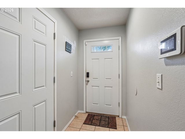 4468 Ne NICHOLSON Loop, Vancouver, WA 98661