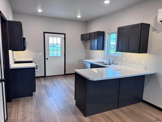 5625 BRIDGE DR, Rapid City, SD 57703
