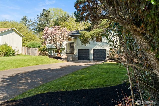 290 NE Torval Canyon Road, Poulsbo, WA 98370