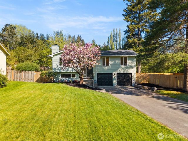 290 NE Torval Canyon Road, Poulsbo, WA 98370